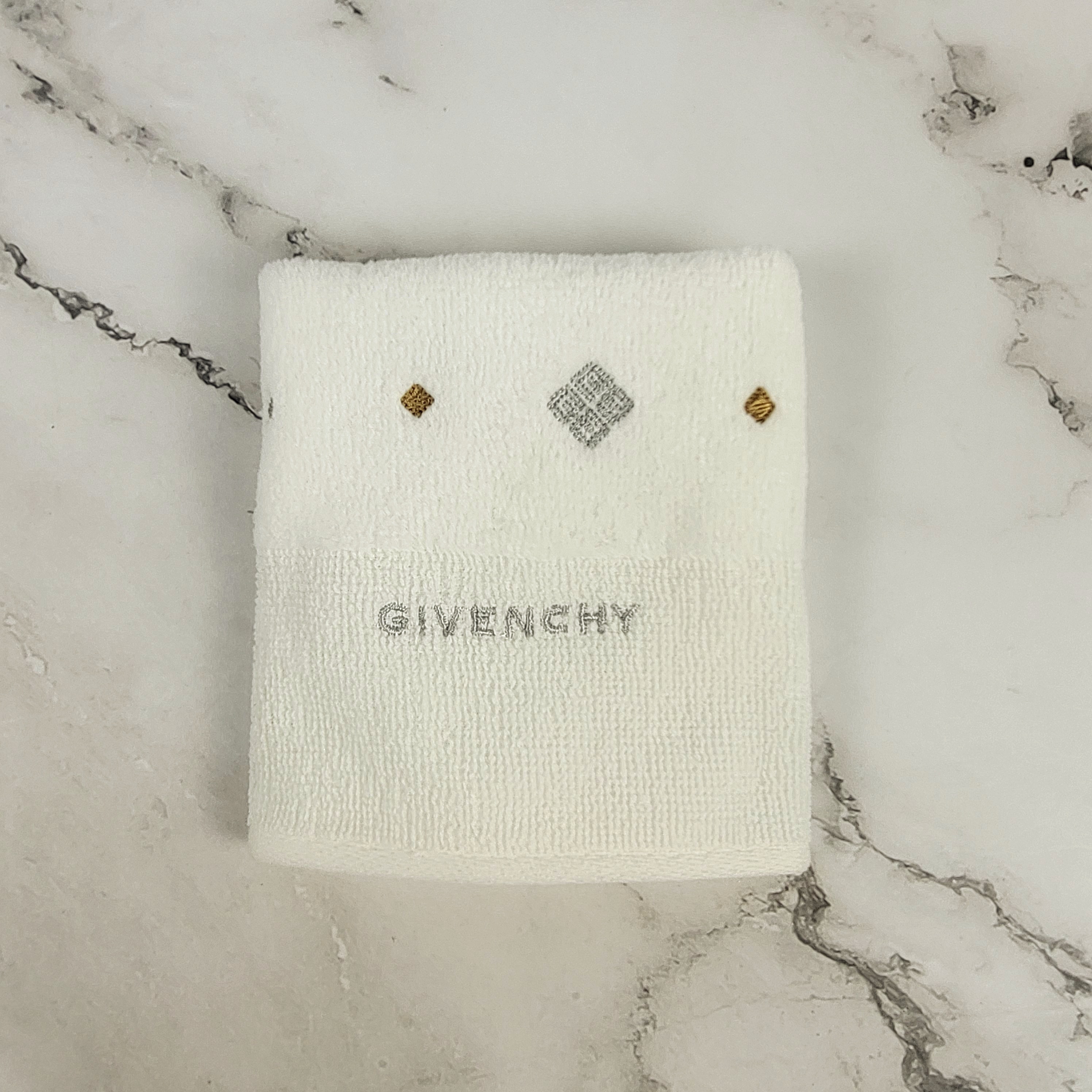 939c19ffdf64a88731f04252e4143dbc_1758262171_6777.jpg 939c19ffdf64a88731f04252e4143dbc_1758262171_6777.jpg