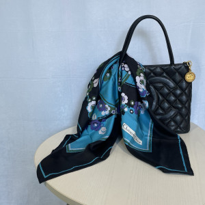[JA8971_0573-03] DIOR 디올 실크 스카프(77cm)